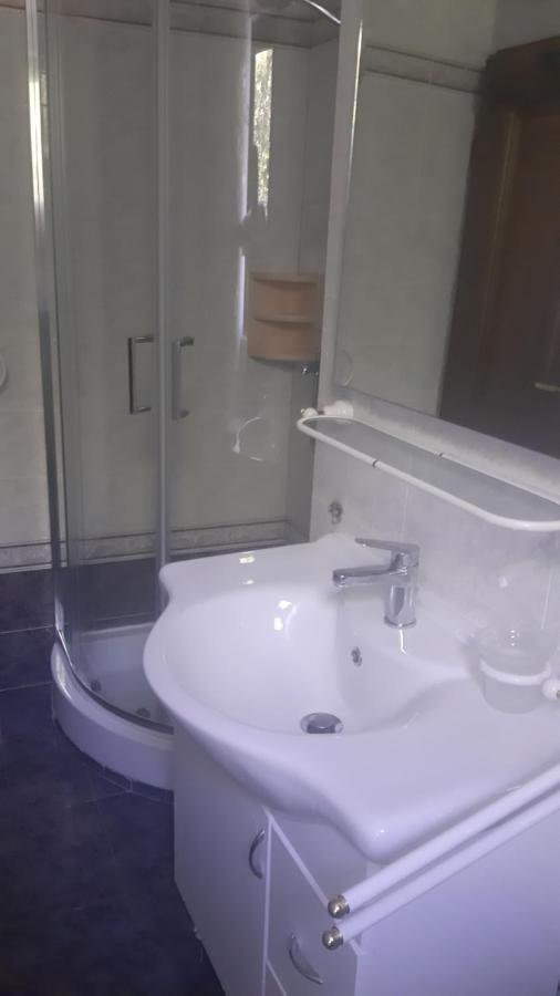 Apartma Ernestino Appartamento *